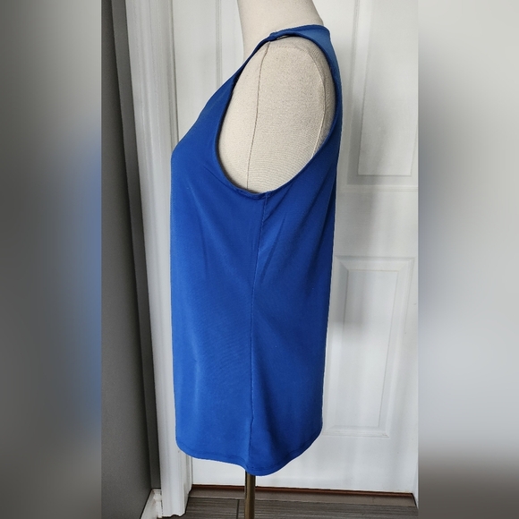 Ricki's sleeveless blue top - Picture 3 of 7